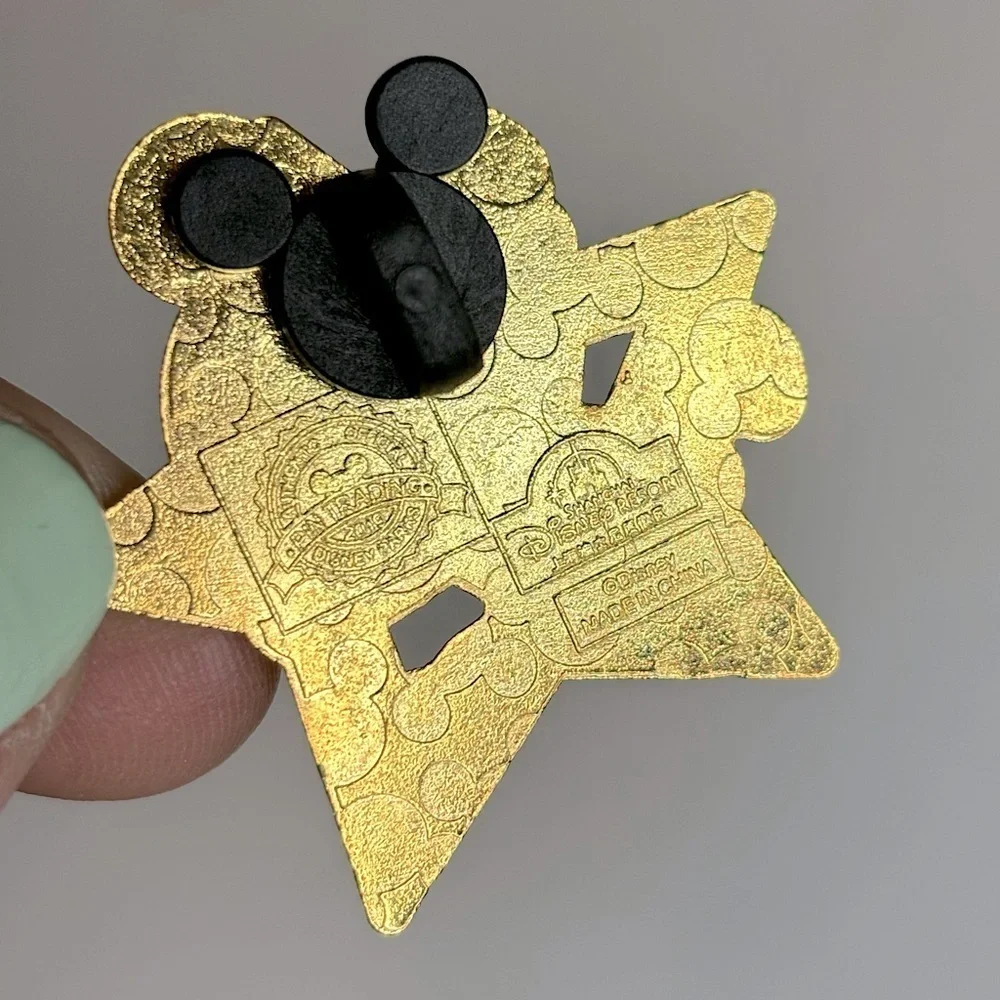 Disney Pin Trading Baby Mickey Star Shanghai 2019